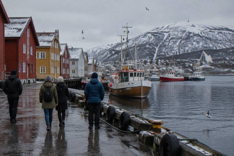 Tromsø: Small Group City Walk